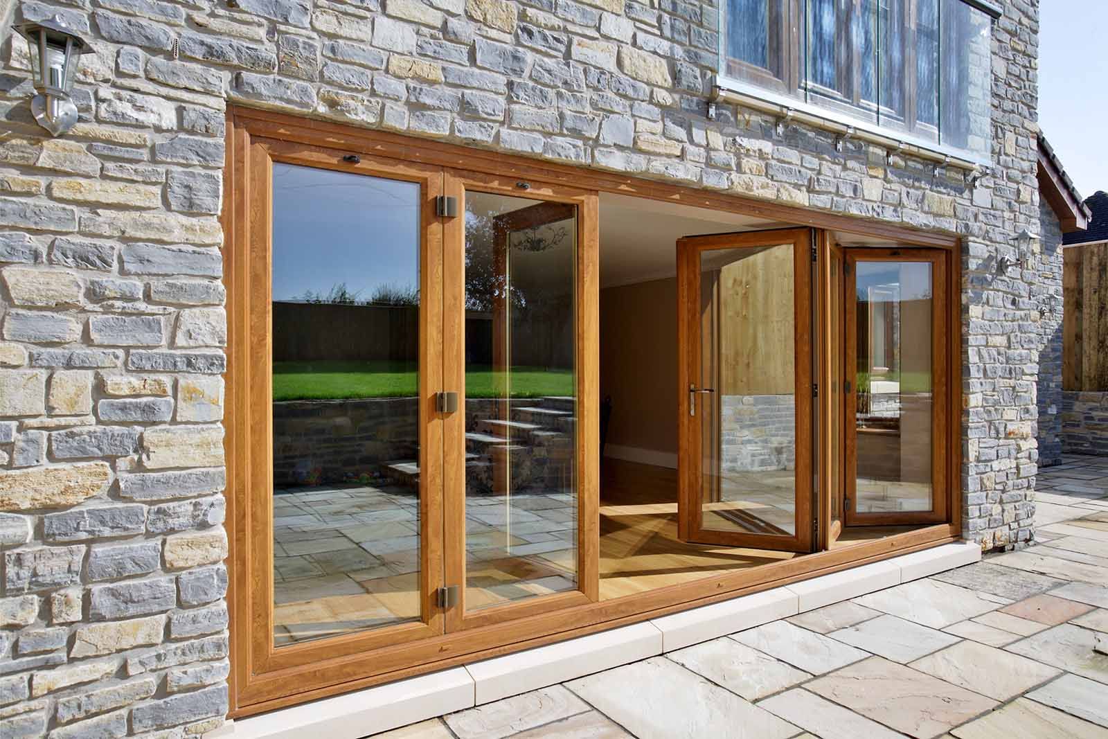 timber effect bifolds 6 panels