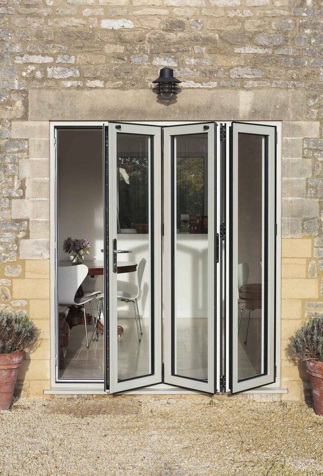 white aluminium bifolds